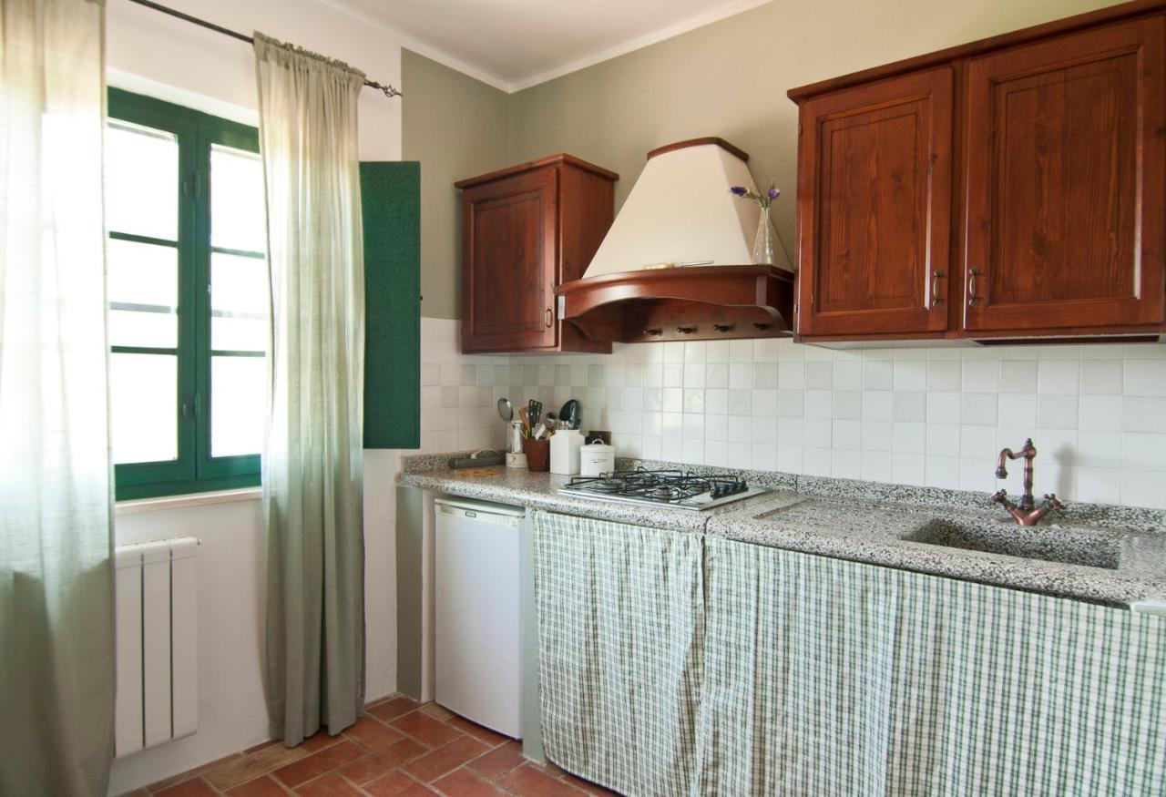 אפרטהוטל ריפרבלה Agriturismo Terenzana מראה חיצוני תמונה