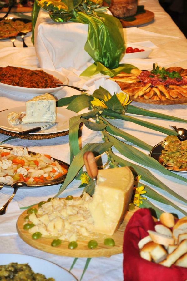 אפרטהוטל ריפרבלה Agriturismo Terenzana מראה חיצוני תמונה